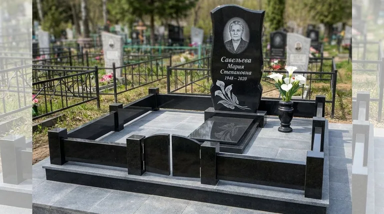 Памятник с гравировкой калл — выполненная работа «Савельева» во Владивостоке
