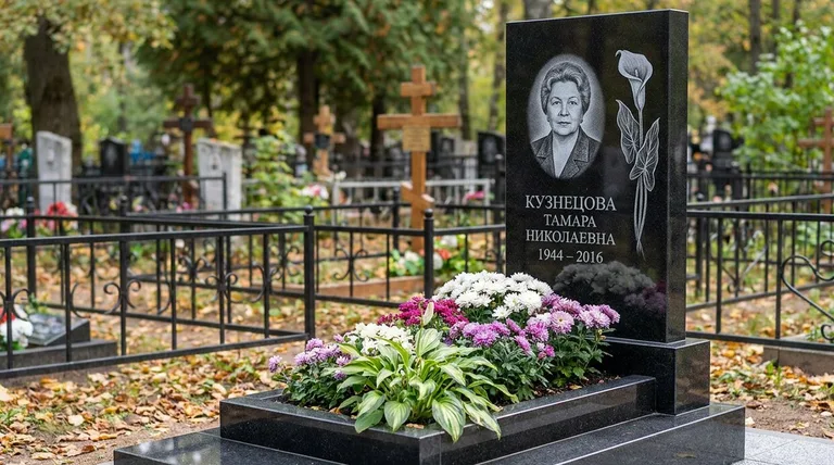 Памятник с гравировкой калл — выполненная работа «Кузнецова» во Владивостоке