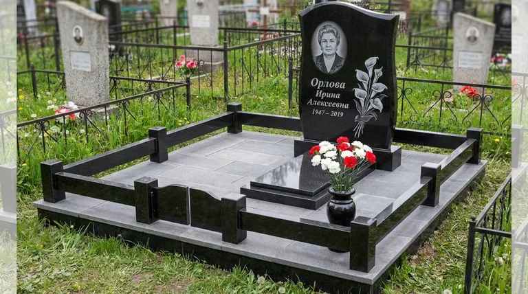 Памятник с гравировкой калл — выполненная работа «Орлова» во Владивостоке