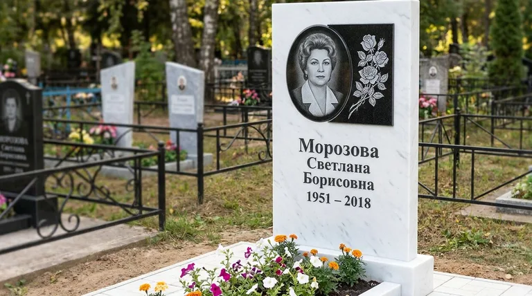 Памятник с гравировкой роз — выполненная работа «Морозова» во Владивостоке