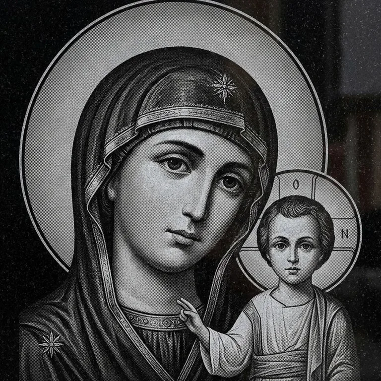 Эскиз иконы: Казанская (полутон) — детальный образ Богородицы, гравировка на памятник во Владивостоке