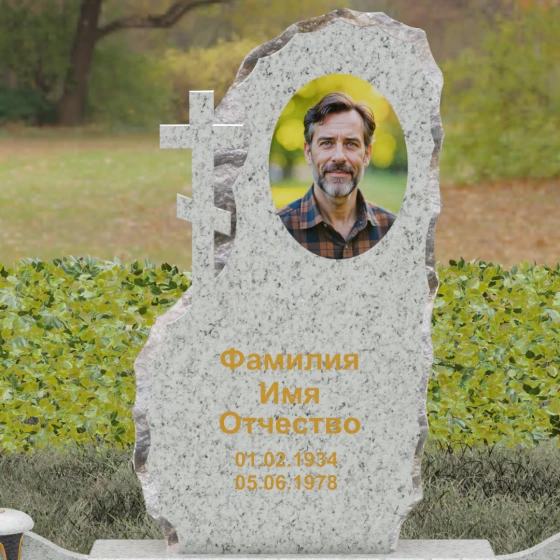 Гранитный памятник с крестом во Владивостоке, гранит Мансуровский
