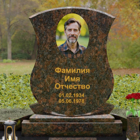 Гранитное надгробие с фигурными столбиками и мощением, гранит Дымовский, в Якутске