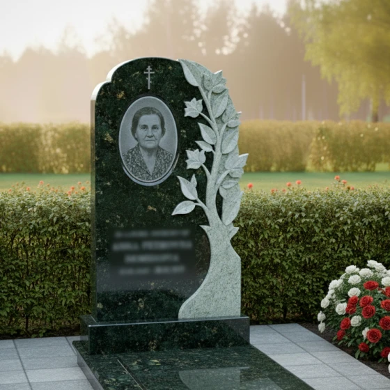 Православный гранитный памятник вертикальный в Волгограде, гранит Балтик грин