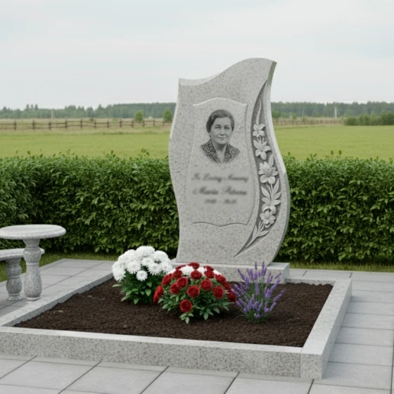 Мемориальный комплекс с зеркальной полировкой, гранит Мансуровский