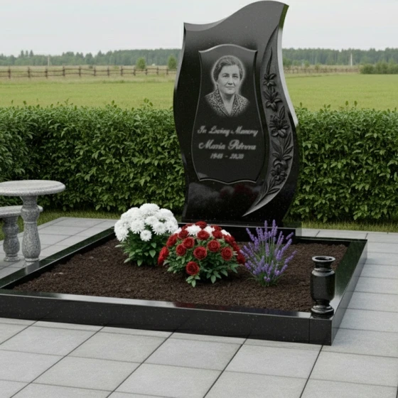 Мемориальный комплекс с зеркальной полировкой, гранит амфиболит