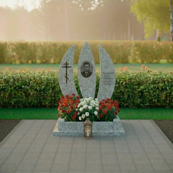 Элитный православный гранитный памятник в Рязани, гранит Мансуровский
