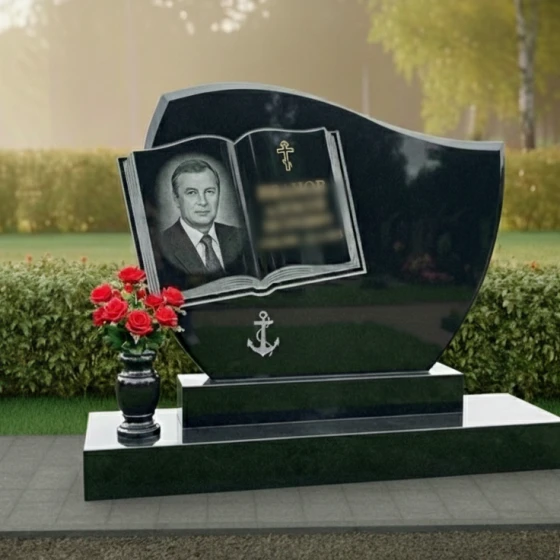Двойной православный гранитный памятник во Владивостоке, гранит Габбро-диабаз